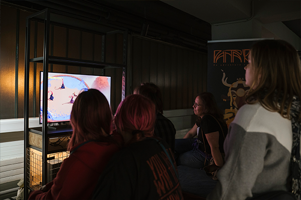 Gäste spielen Panta Rhei Spiel beim Games made in Austria Event