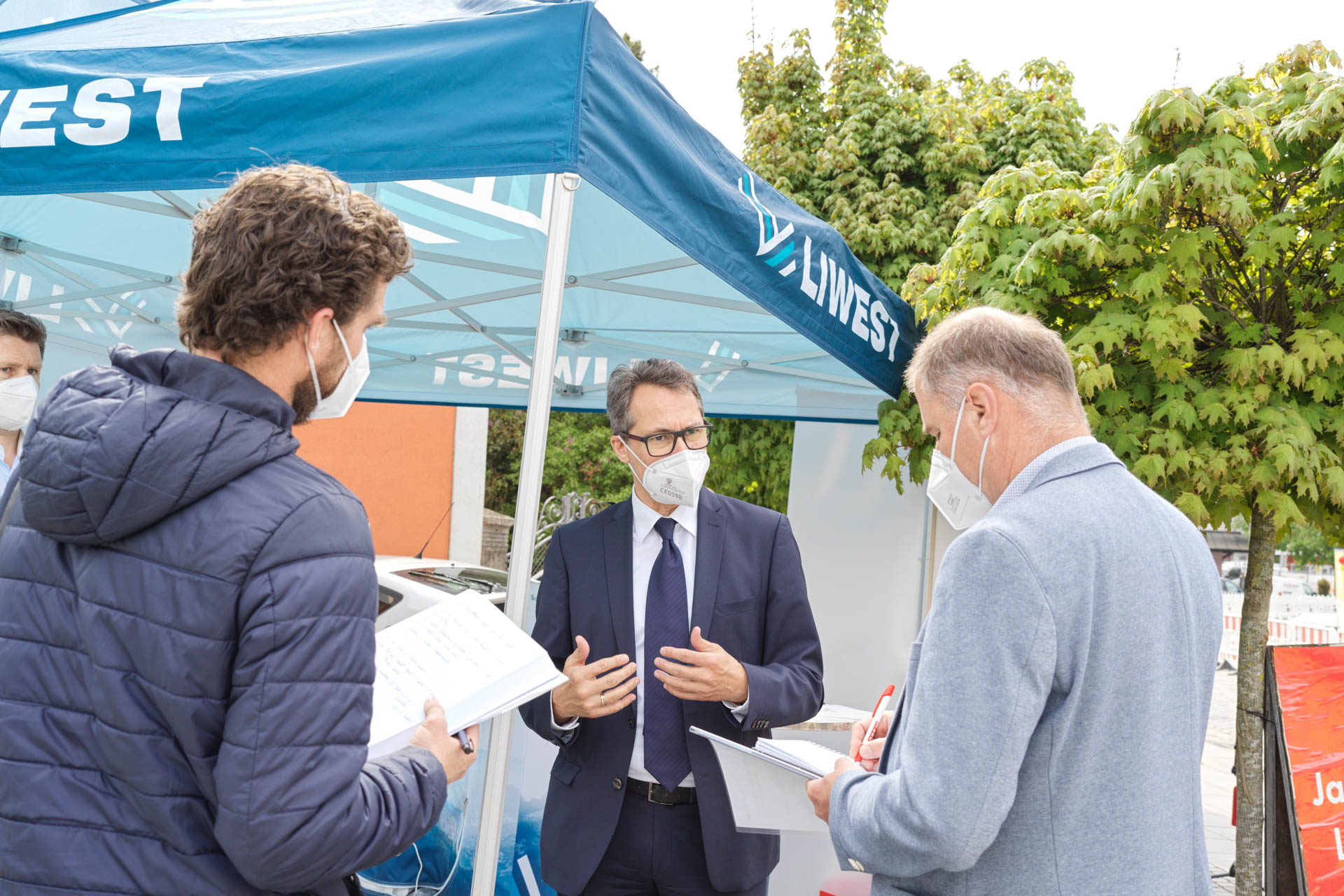 LIWEST Promostand Interview Medienvertreter Stefan Gintenreiter