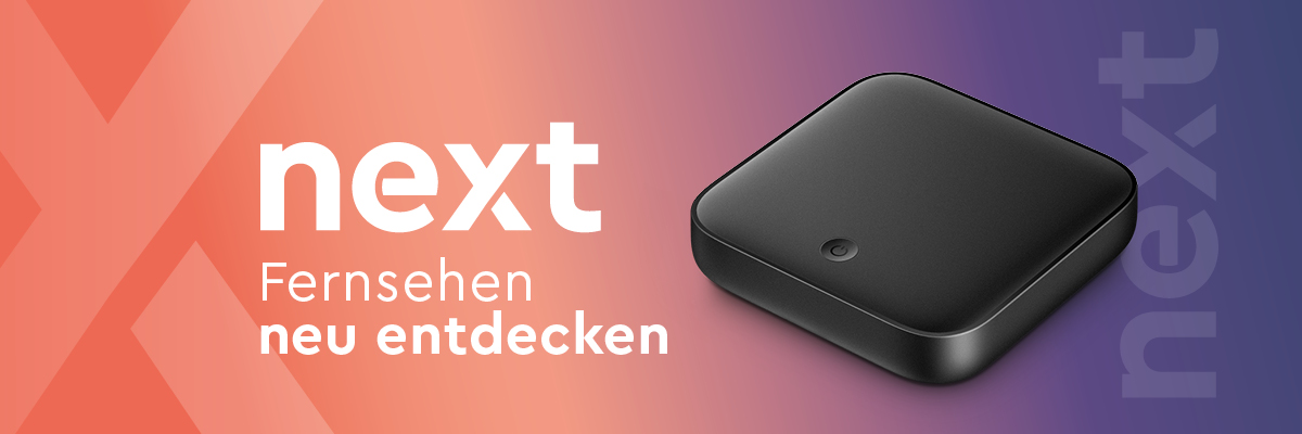 next Fernsehen neu entdecken mit TV-Box auf Hintergrund mit Verlauf hellrot auf dunkelblau von links nachrechts